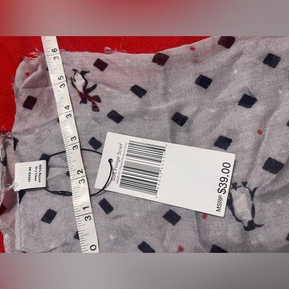 Vera Bradley Soft Fringe Scarf - Picture 5 of 7